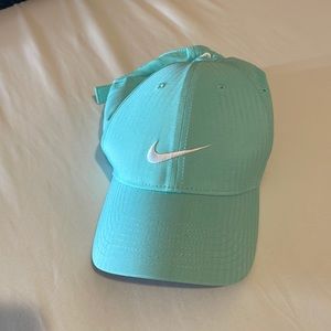 New without tag Nike sports cap